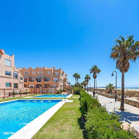 Beachfront, Pool, Terrace, Garage & Fibre Internet طريفة المظهر الخارجي الصورة