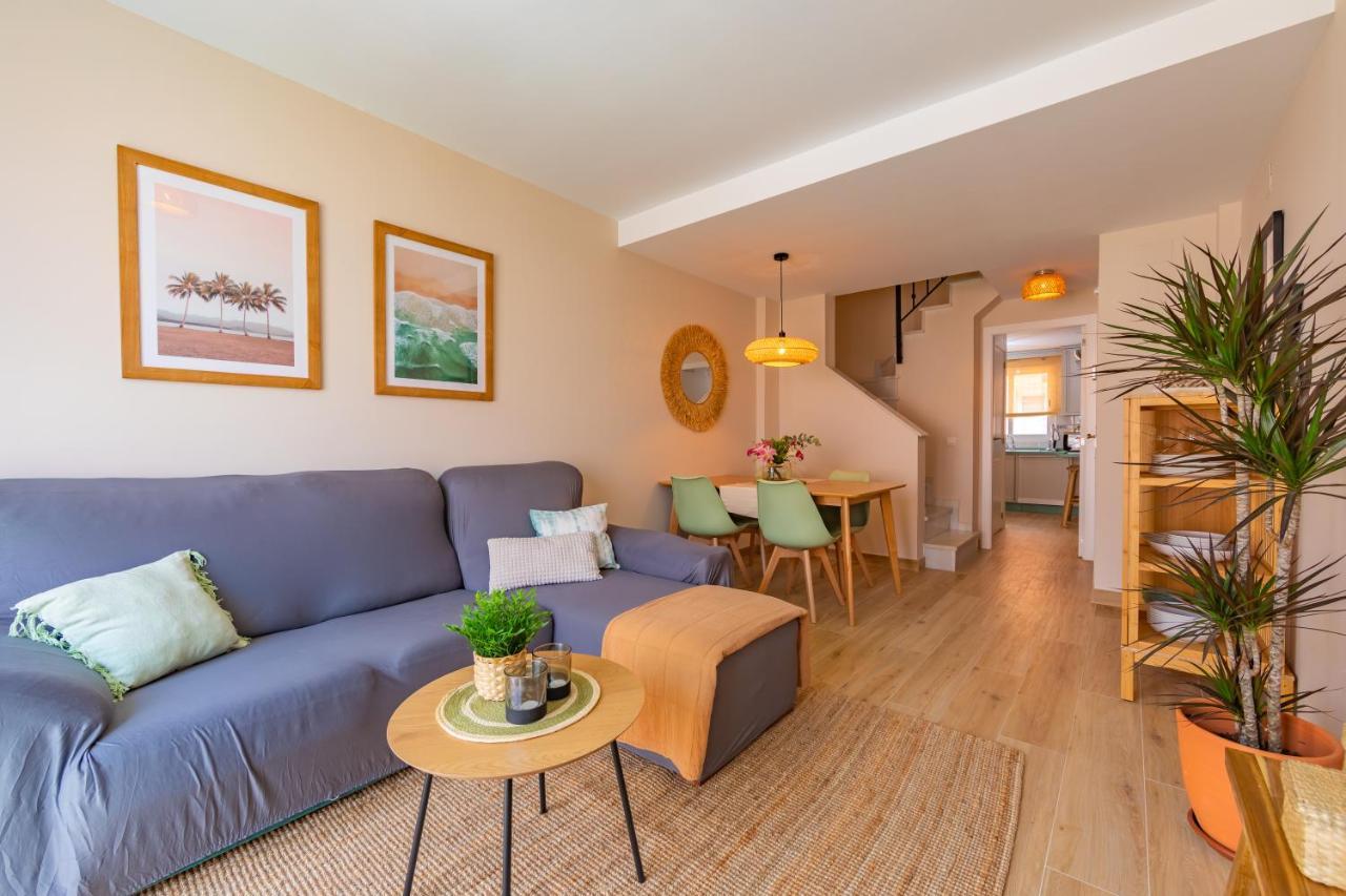 Beachfront, Pool, Terrace, Garage & Fibre Internet طريفة المظهر الخارجي الصورة